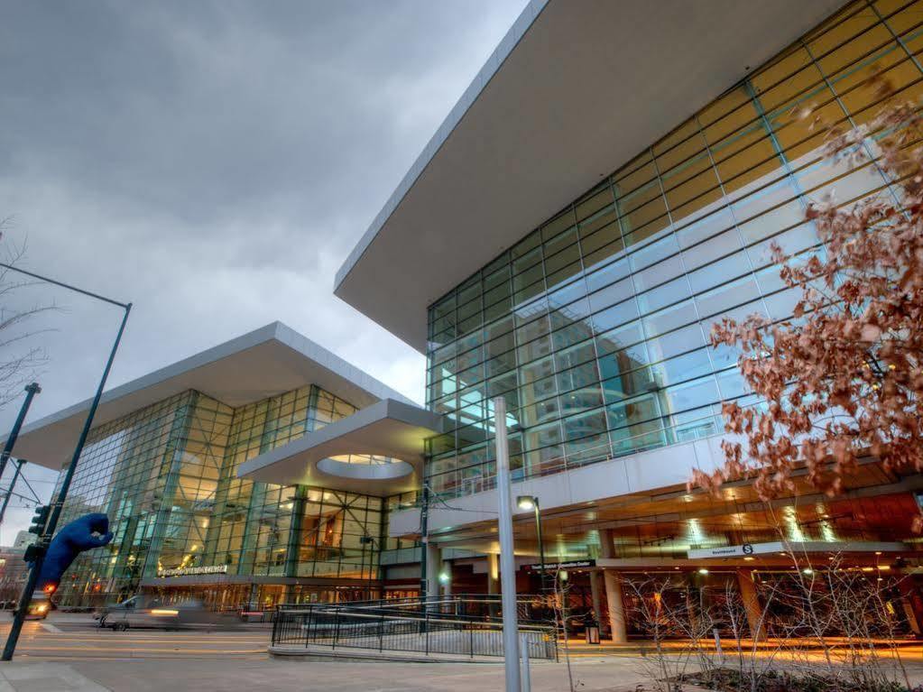Hotel Courtyard Denver Airport At Gateway Park 3*